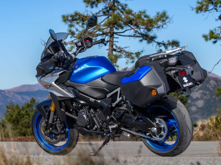 スズキ|GSX-S1000GX スポーツ|イタリア仕様|スズキ「ジェベル」が復活!!? 伊で「Vストローム800DEジェベル」と「GSX-S1000GXスポーツ/ツーリング」が登場
