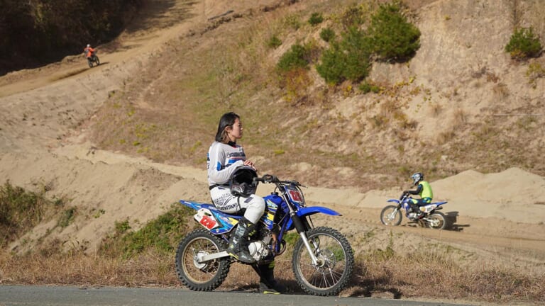 免許がなくてもOK！装具もバイクもすべてレンタルOK！初心者も手ぶらで楽しめる】国美コマース主催のしどきレンタルモトクロス へGO！│WEBヤングマシン｜新車バイクニュース