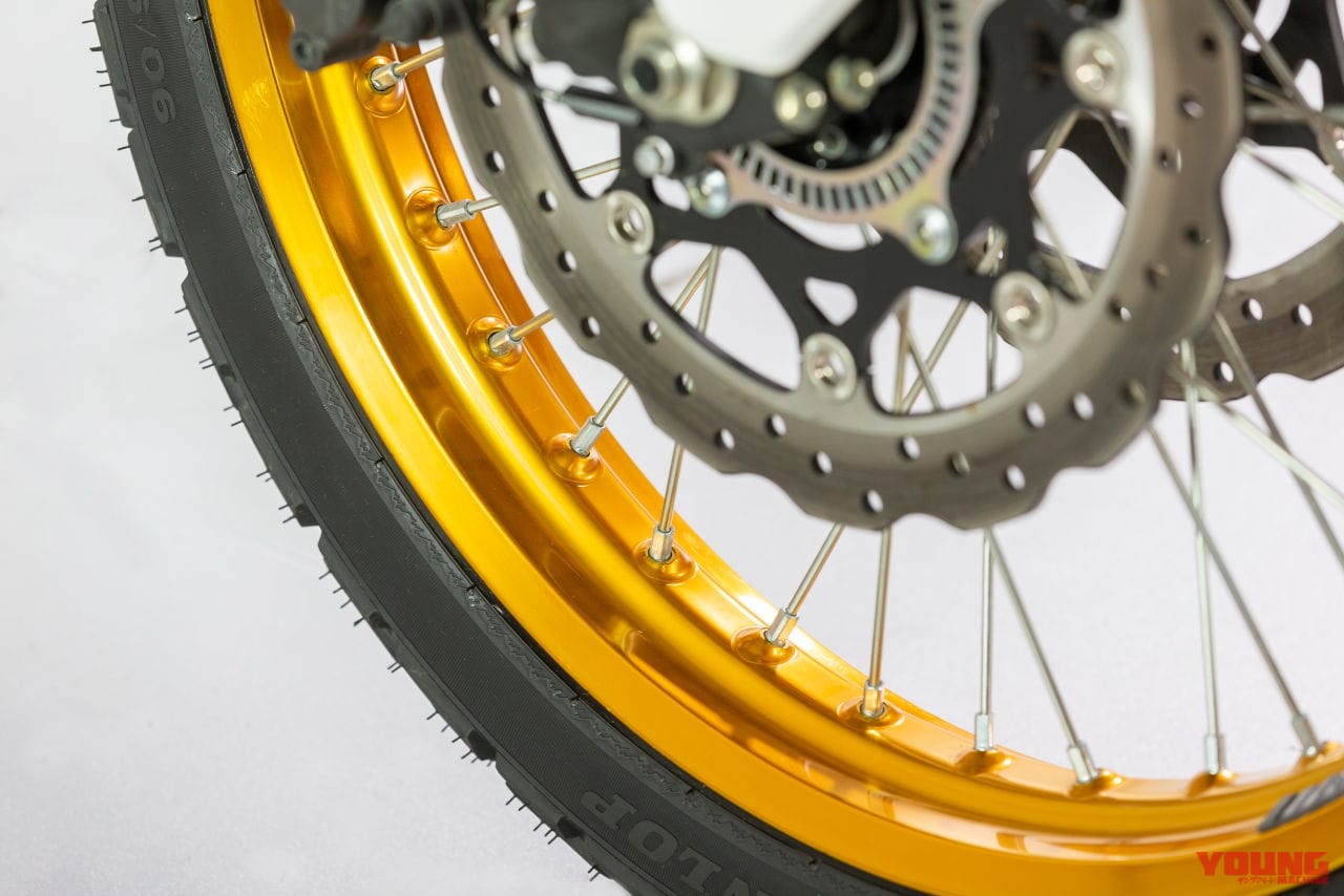 |スズキ「ジェベル」が復活!!? 伊で「Vストローム800DEジェベル」と「GSX-S1000GXスポーツ/ツーリング」が登場