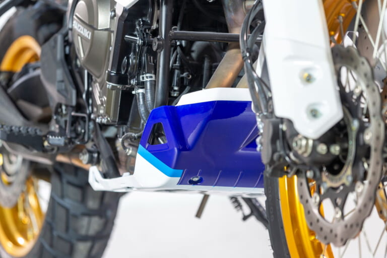 スズキ|Vストローム800DE ジェベル|イタリア仕様|スズキ「ジェベル」が復活!!? 伊で「Vストローム800DEジェベル」と「GSX-S1000GXスポーツ/ツーリング」が登場