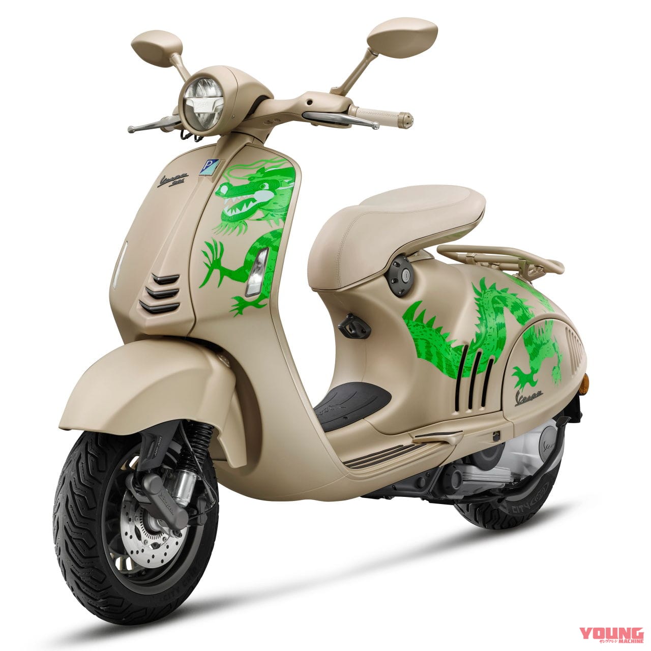 Vespa 946 Dragon|限定仕様、辰年ベスパ! 「ベスパ946ドラゴン」は東洋の神話である龍とイタリアンスクーターの融合