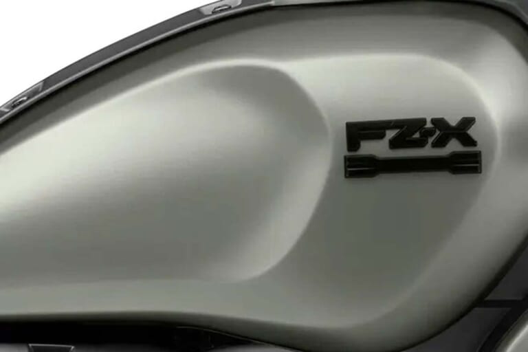 ヤマハ|FZ-X|インド仕様|約24万円の軽二輪・ヤマハ「FZ-X」にマットチタン登場! 台湾にも導入で少し日本へ近づいてきた?【海外】