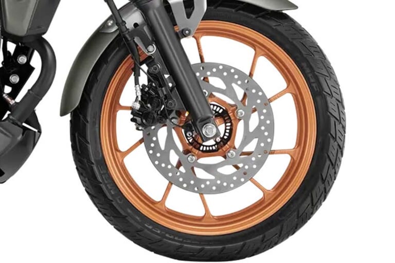 ヤマハ|FZ-X|インド仕様|約24万円の軽二輪・ヤマハ「FZ-X」にマットチタン登場! 台湾にも導入で少し日本へ近づいてきた?【海外】