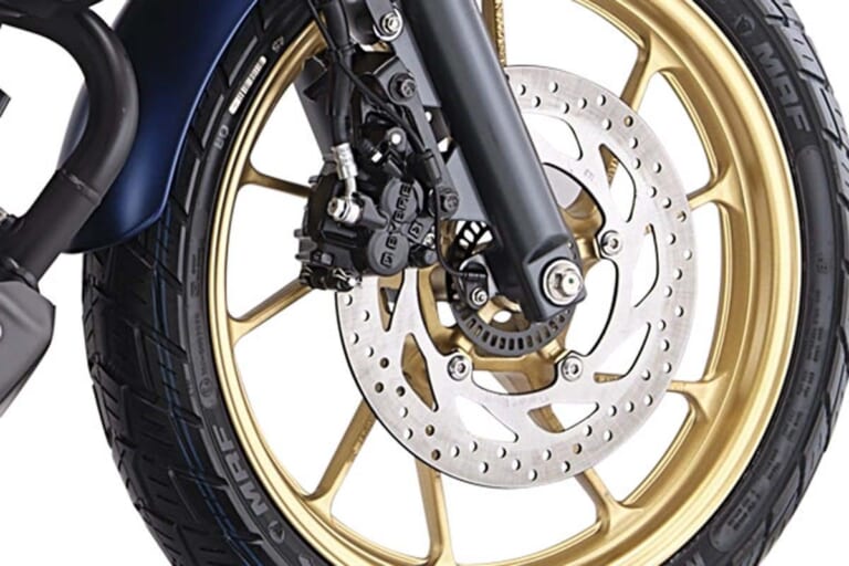 ヤマハ|FZ-X|インド仕様|約24万円の軽二輪・ヤマハ「FZ-X」にマットチタン登場! 台湾にも導入で少し日本へ近づいてきた?【海外】