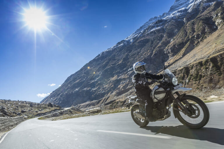 ロイヤルエンフィールド ヒマラヤ|ロイヤルエンフィールド ヒマラヤ海外試乗レポート【初の水冷エンジンを搭載! インドの大自然が生んだ等身大アドベンチャー】