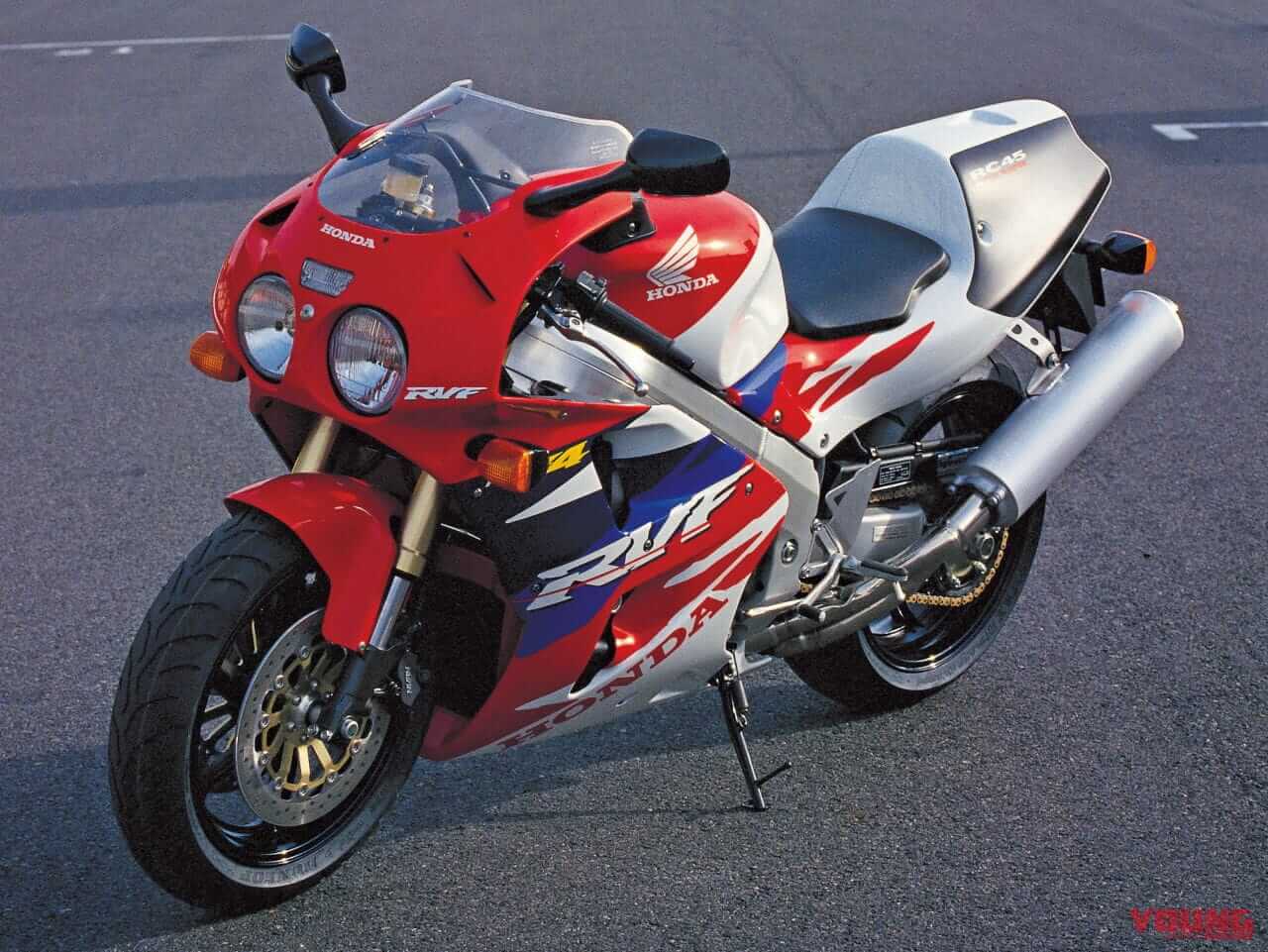 ホンダ|RVF/RC45|「懐い」「今でも憧れ」ビッグバイクブーム時代の国産名車12選【ZZ-R1100/NR/CB1000SF/ホーネットetc】