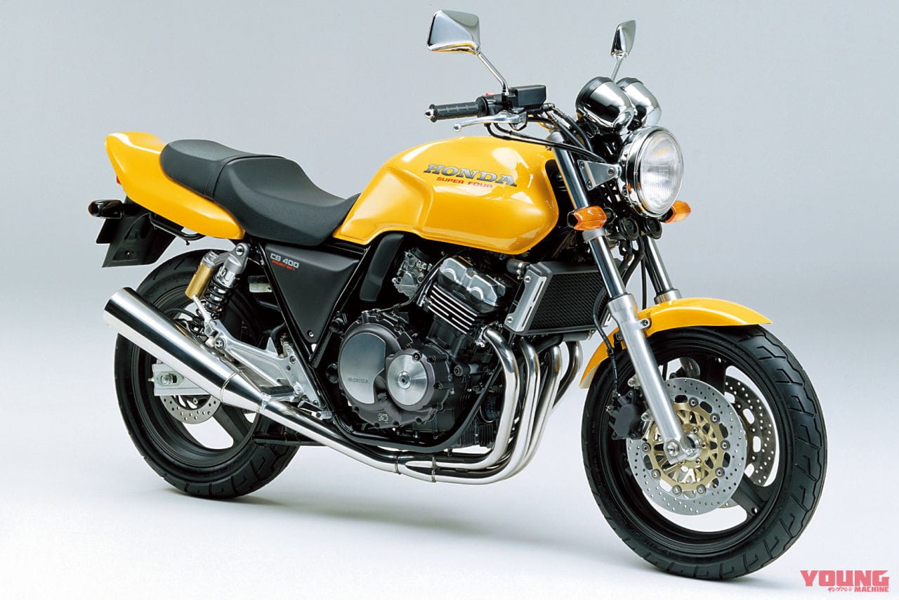 ホンダ|CB400 SUPER FOUR|「懐い」「今でも憧れ」ビッグバイクブーム時代の国産名車12選【ZZ-R1100/NR/CB1000SF/ホーネットetc】