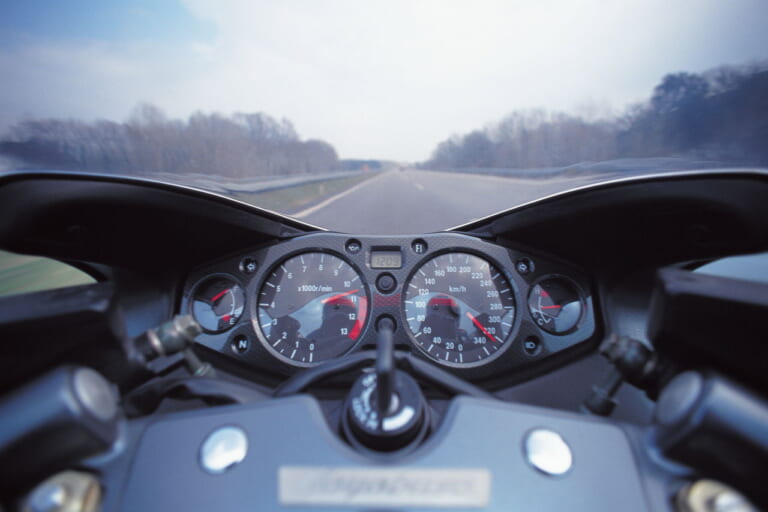 スズキ|GSX1300Rハヤブサ|300km/h超えが許された最後の時代──日本の名車100選【平成9~12年編】