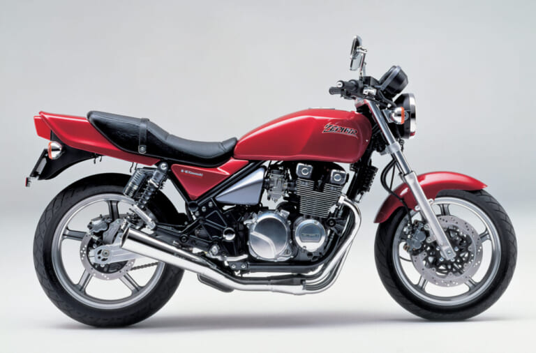 カワサキ|ゼファー|【SCOOP!!】FX? はたまたゼファー?! カワサキ新型「Z400RS」に車名変更の可能性アリ?!