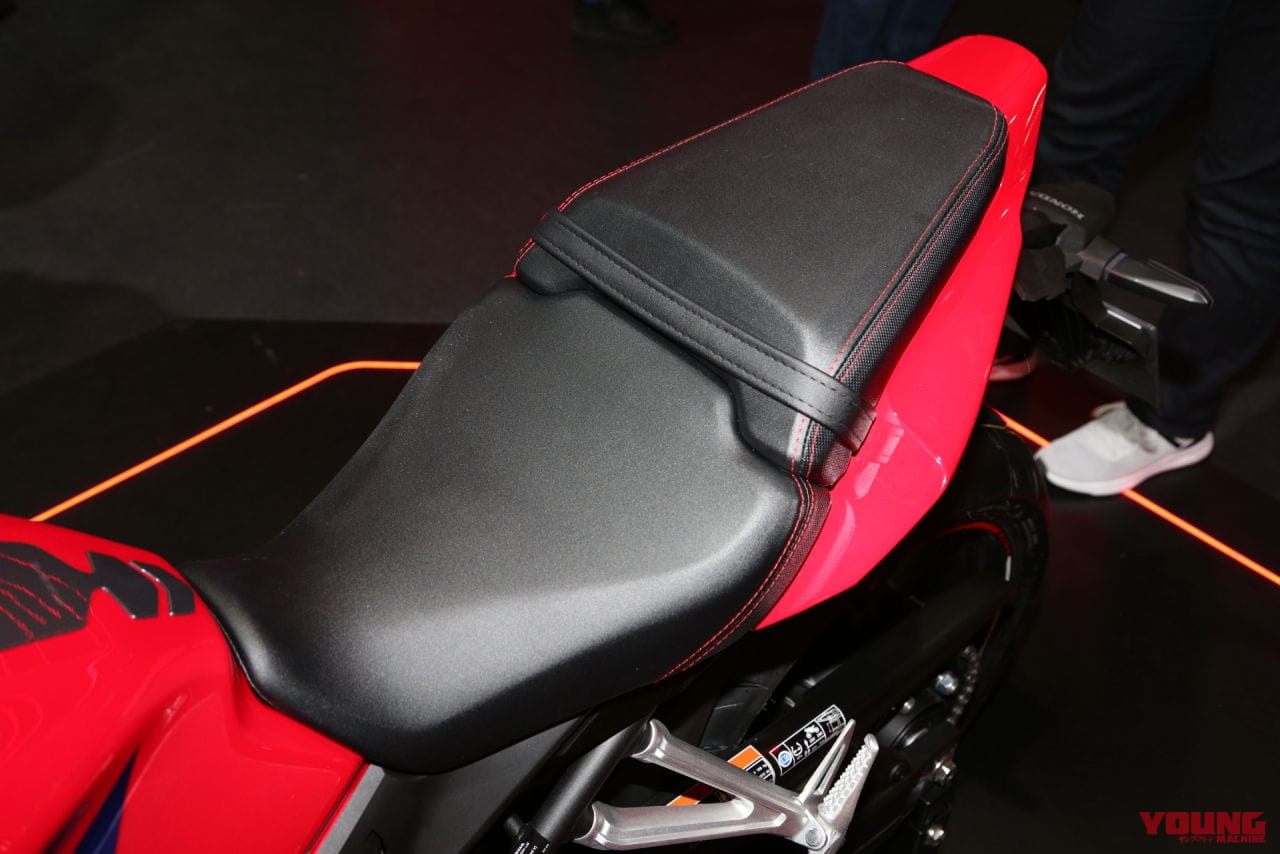 |価格差たったの2万円?! ホンダ新型「CB650R/CBR650R」Eクラッチ仕様の欧州価格が判明