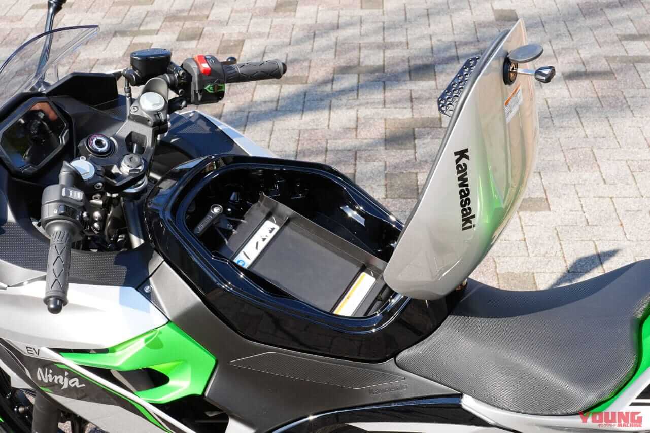 |【速報】カワサキ初の電動スポーツバイク「ニンジャe-1」速攻インプレ! 原付二種だけどeブーストで400並みの加速?!