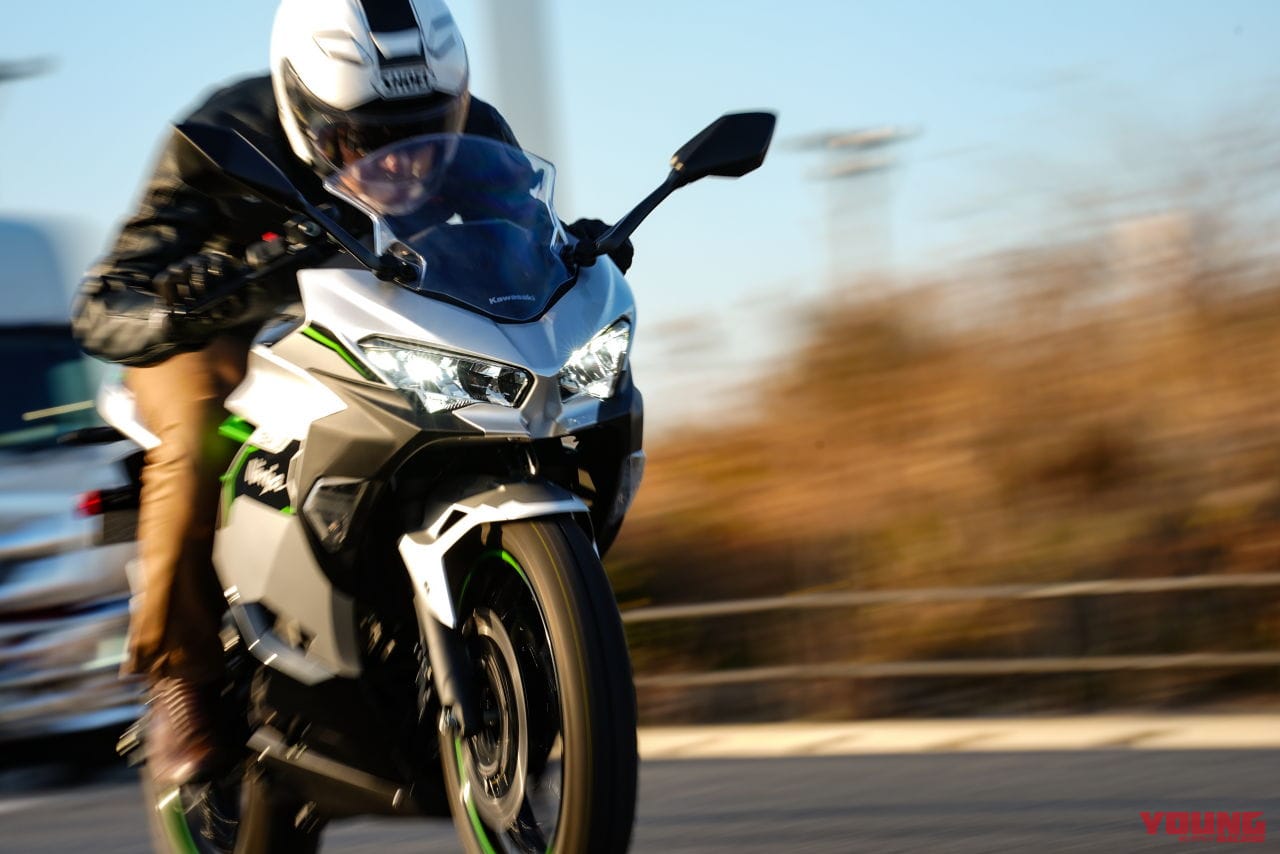 カワサキ|ニンジャe-1|【速報】カワサキ初の電動スポーツバイク「ニンジャe-1」速攻インプレ! 原付二種だけどeブーストで400並みの加速?!