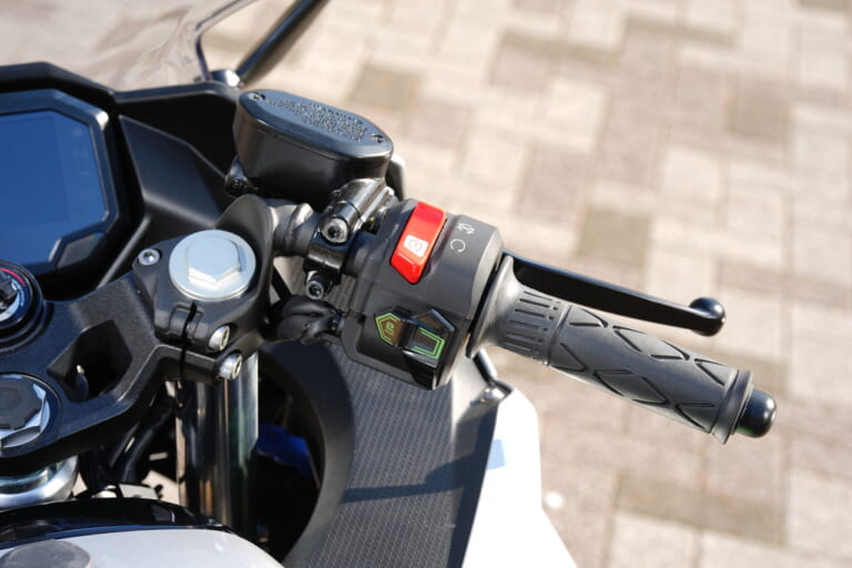 カワサキ|ニンジャe-1|【速報】カワサキ初の電動スポーツバイク「ニンジャe-1」速攻インプレ! 原付二種だけどeブーストで400並みの加速?!