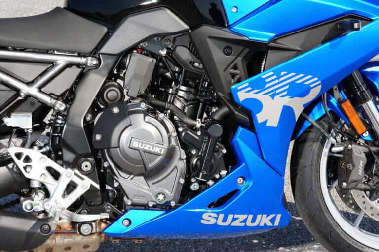 スズキ|GSX-8R|【速報】スズキの2気筒スポーツ「GSX-8R」速攻インプレ! スズキの良心が詰め込まれた真のオールラウンダー