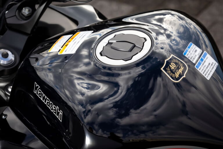 カワサキ|ニンジャ1000SX 40thアニバーサリーエディション|2024年モデル|トップガンの赤黒&ZXRカラー!! カワサキの「ニンジャ」40周年記念モデルを激撮!