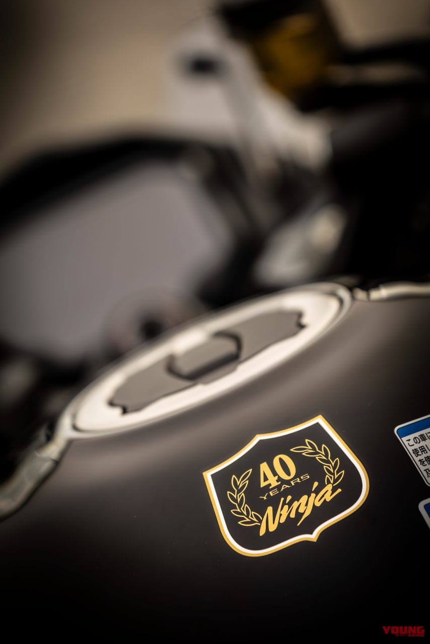 カワサキ|ニンジャ1000SX 40thアニバーサリーエディション|2024年モデル|トップガンの赤黒&ZXRカラー!! カワサキの「ニンジャ」40周年記念モデルを激撮!