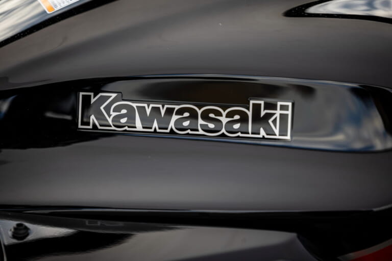 カワサキ|ニンジャ1000SX 40thアニバーサリーエディション|2024年モデル|トップガンの赤黒&ZXRカラー!! カワサキの「ニンジャ」40周年記念モデルを激撮!