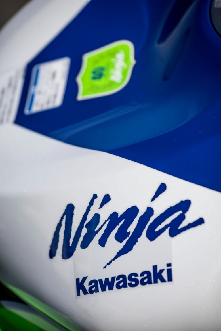 カワサキ|ニンジャZX-6R 40thアニバーサリーエディション|2024年モデル|トップガンの赤黒&ZXRカラー!! カワサキの「ニンジャ」40周年記念モデルを激撮!