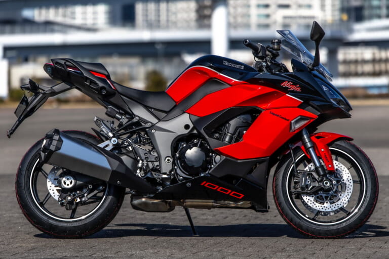 カワサキ|ニンジャ1000SX 40thアニバーサリーエディション|2024年モデル|トップガンの赤黒&ZXRカラー!! カワサキの「ニンジャ」40周年記念モデルを激撮!