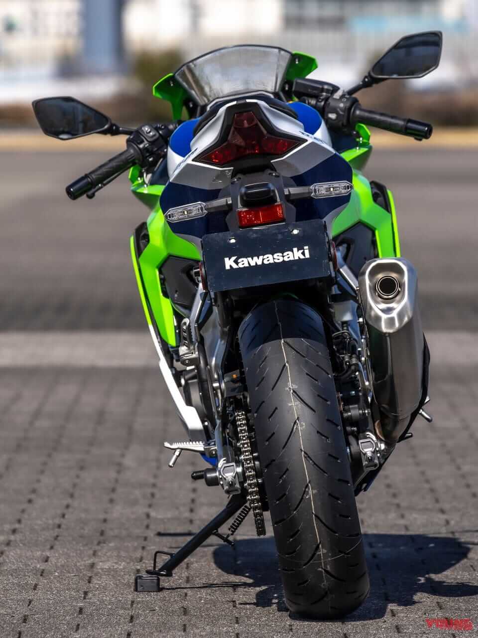 カワサキ|ニンジャZX-4RR 40thアニバーサリーエディション|2024年モデル|トップガンの赤黒&ZXRカラー!! カワサキの「ニンジャ」40周年記念モデルを激撮!