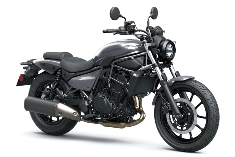 カワサキ|エリミネーター プラザエディション|2025年モデル|復活の白!! カワサキ「エリミネーター」初期モデルの“パールロボティックホワイト”2025年モデルとして追加発売