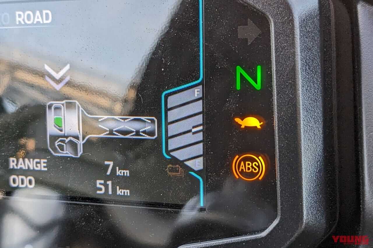 カワサキ|ニンジャe-1|【速報】カワサキ初の電動スポーツバイク「ニンジャe-1」速攻インプレ! 原付二種だけどeブーストで400並みの加速?!