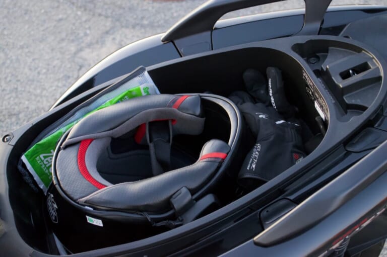 ヤマハ|シグナスグリファス|楽で速くて収納力抜群。街乗りに一切の不満ナシ!! 【ヤマハ・シグナスグリファス モニターレポート:最終回】