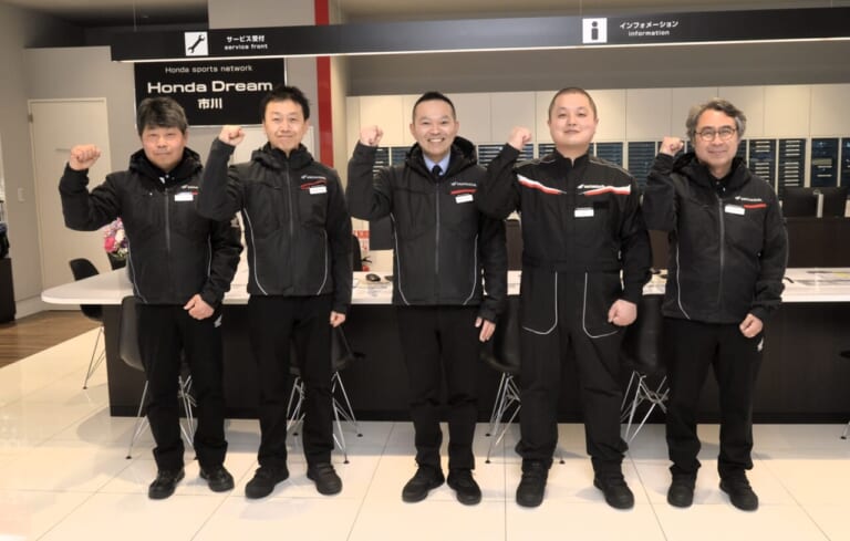 ホンダドリーム市川|CB400SF/SBとCB1100ファイナルが新車で買えるってマジ?! 本日オープンの“ホンダドリーム市川”で驚きのお宝車両を大発見ッ!!