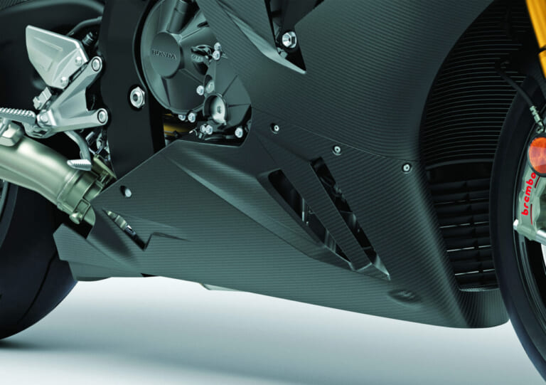 ホンダ|CBR1000RR-R|オプション|全部付けたら600万円?! ホンダ最新「CBR1000RR-R」の純正ドライカーボン製アクセサリーがひっそりと発売