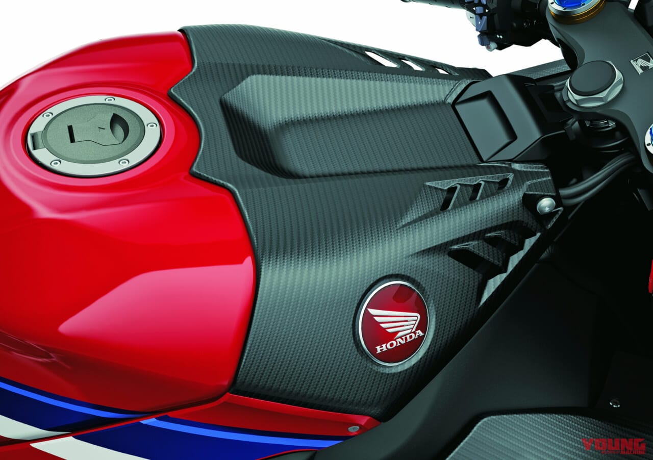 ホンダ|CBR1000RR-R|オプション|全部付けたら600万円?! ホンダ最新「CBR1000RR-R」の純正ドライカーボン製アクセサリーがひっそりと発売