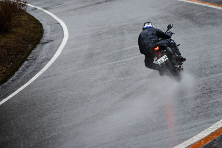 トライアンフ|デイトナ660|試乗インプレッション|丸山浩|スポーツもツーリングもイケるミドル3気筒! トライアンフ「デイトナ660」に丸山浩が試乗