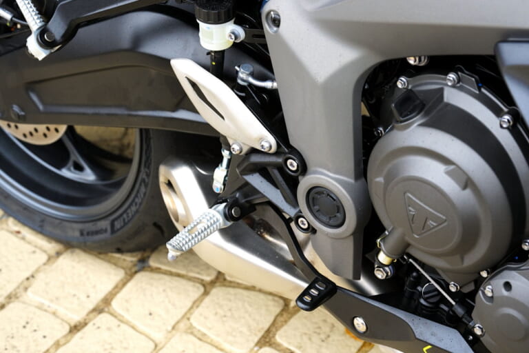 トライアンフ|デイトナ660|試乗インプレッション|丸山浩|スポーツもツーリングもイケるミドル3気筒! トライアンフ「デイトナ660」に丸山浩が試乗