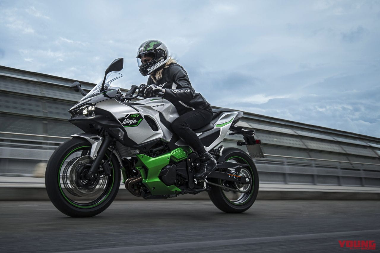 カワサキ|ニンジャ7ハイブリッド|5秒限定で1000ccクラスの加速?! カワサキ「ニンジャ7ハイブリッド」は184万8000円で6/15発売!