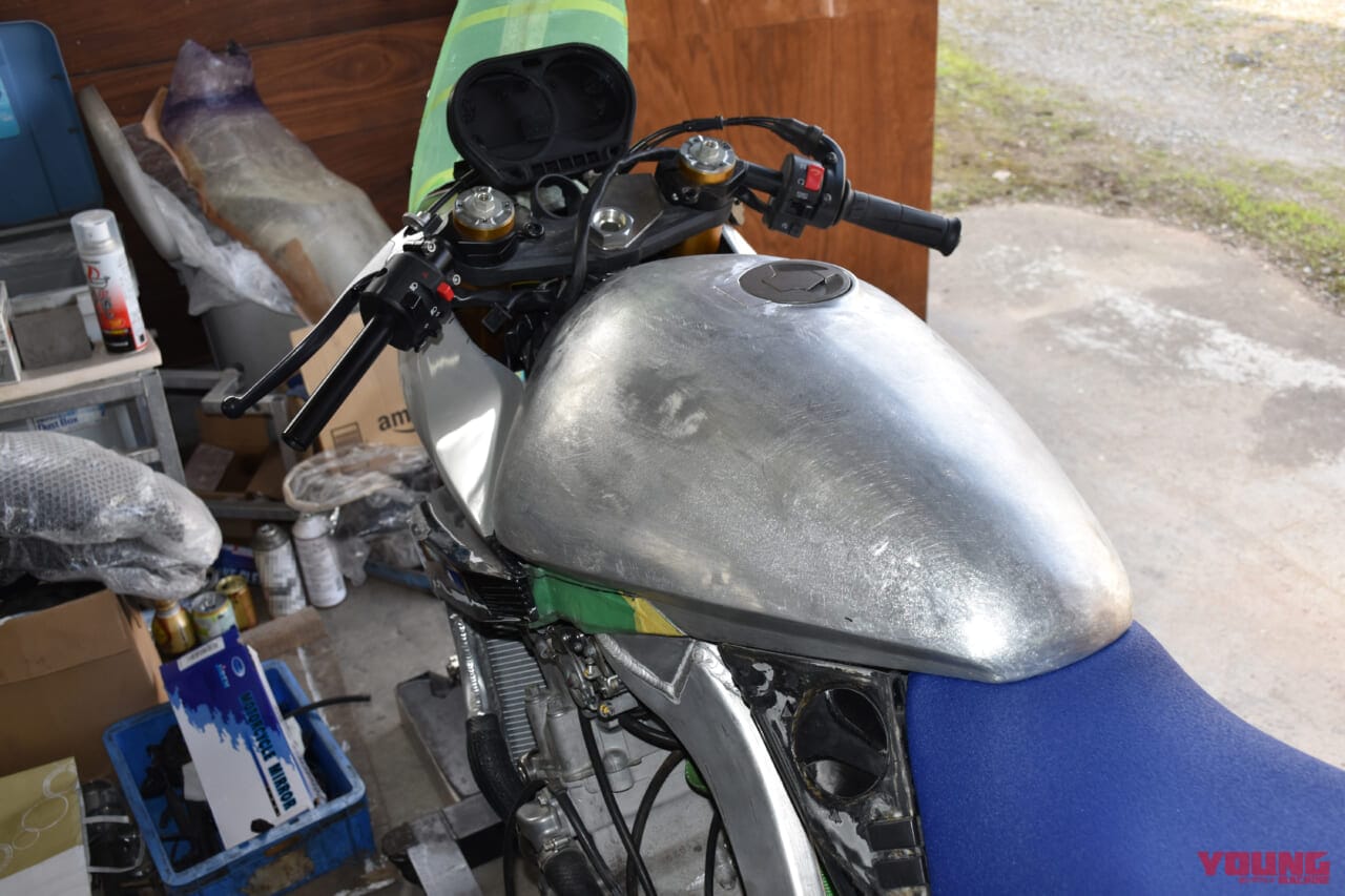 |【SCOOP!!】ZX-10Rエンジンのカタナだと?! MCショーでお披露目予定の“最強カタナ”を捕捉!!