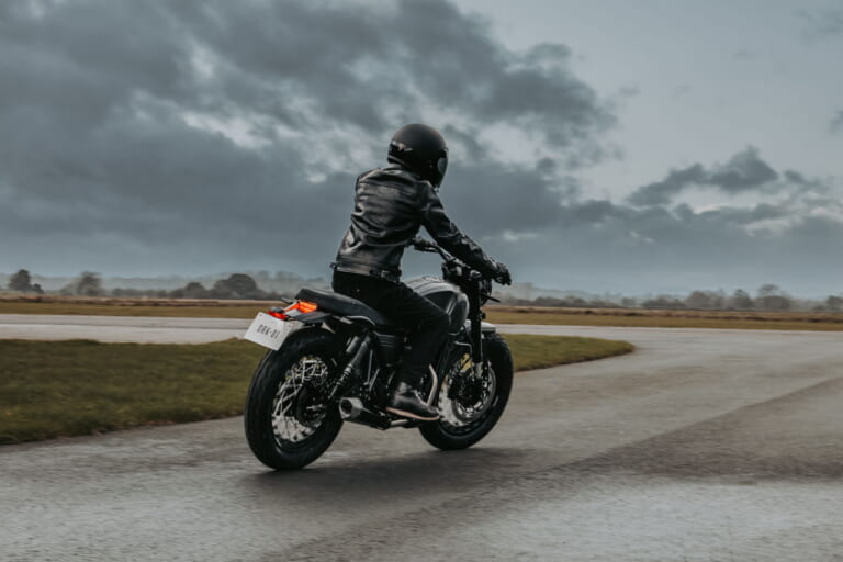 マットモーターサイクル|DRK-01|【原付二種/軽二輪】新開発の水冷エンジン搭載!! マットモーターサイクルが新型車「DRK-01」を発売