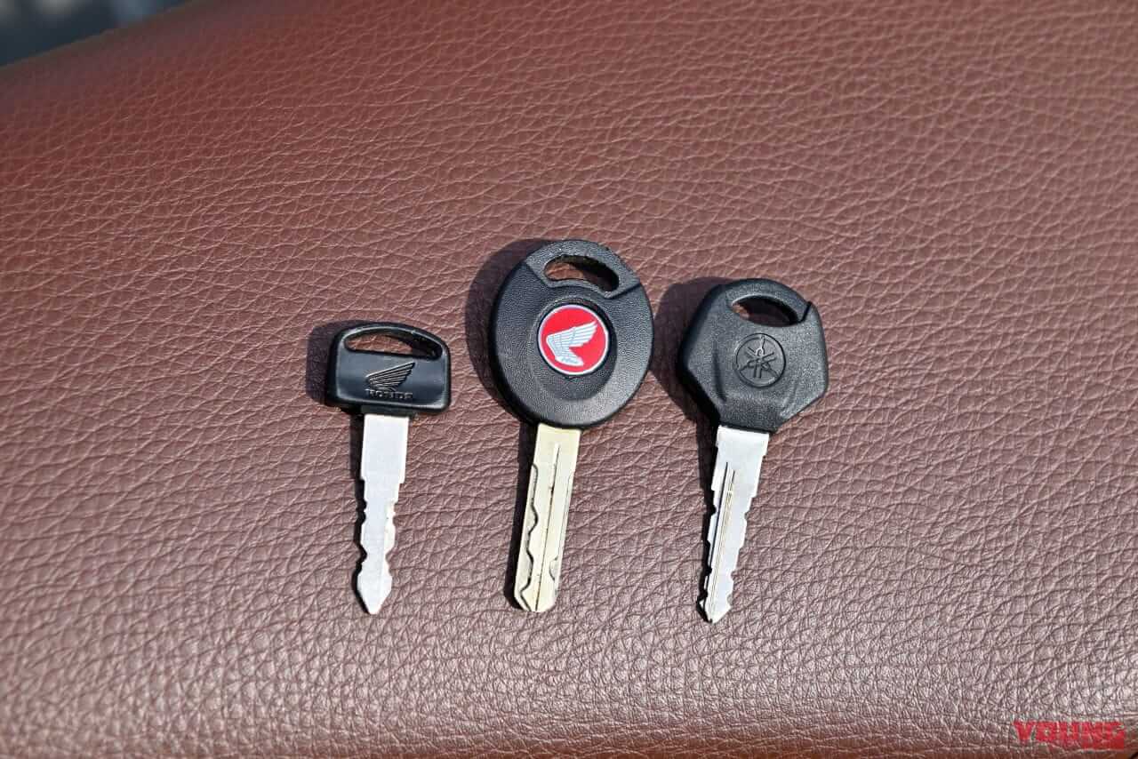 ヤマハPG-1 ホンダ ハンターカブ/クロスカブ徹底比較【居住性&ユーティリティ】|オフテイストの原付二種・ヤマハPG-1/ホンダ CT125ハンターカブ/クロスカブの使い勝手を比較!〈居住性/ユーティリティ/灯火類〉