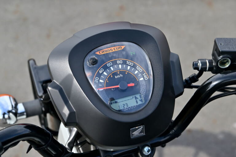 ホンダ|クロスカブ110|2024年モデル|価格差11万円の「CT125ハンターカブ」と「クロスカブ110」は何が違う? 最新型スペック比較&ざっくりインプレ【2024年版】