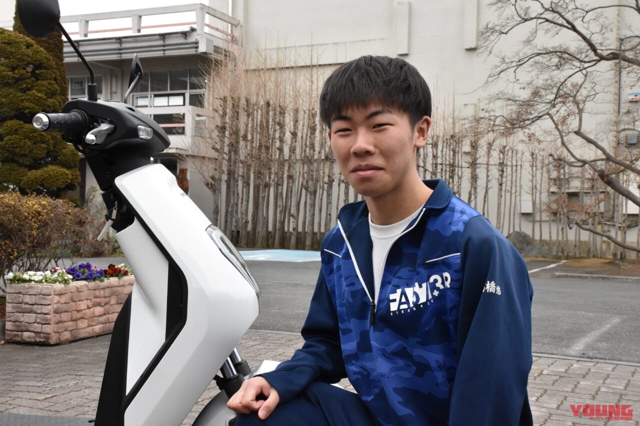 |高校生+EVスクーターが電動バイク普及の切り札になる⁉……〈多事走論〉from Nom