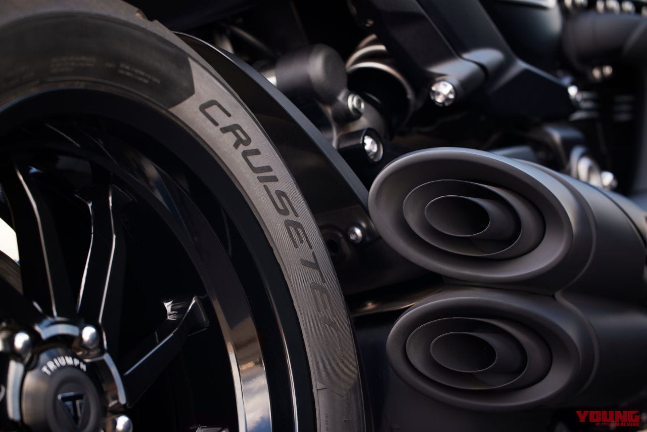 |その名も“嵐”!! トライアンフ「ロケット3ストーム R/GT」が東京モーターサイクルショーで初登場