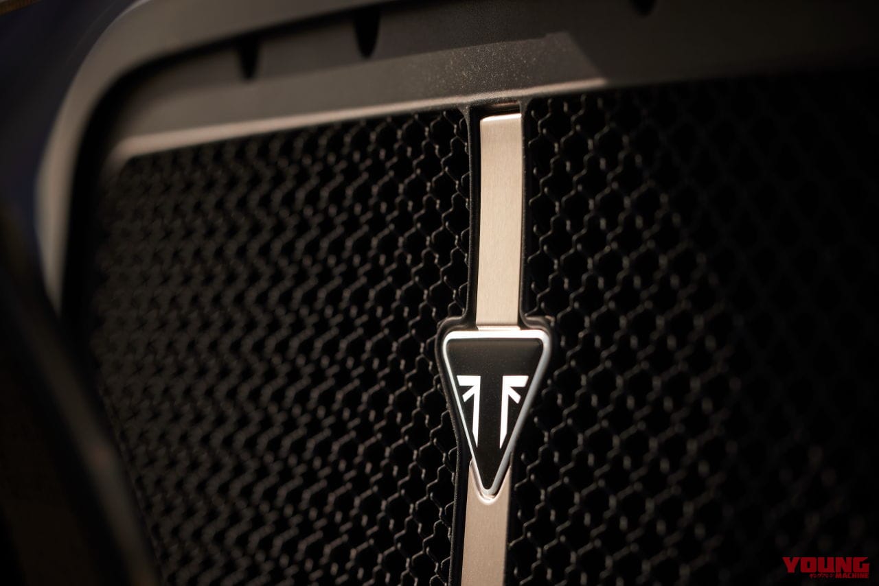 |その名も“嵐”!! トライアンフ「ロケット3ストーム R/GT」が東京モーターサイクルショーで初登場