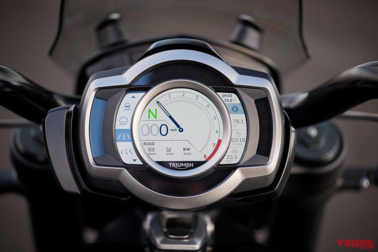 |その名も“嵐”!! トライアンフ「ロケット3ストーム R/GT」が東京モーターサイクルショーで初登場