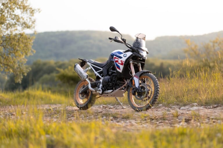 BMW F900GS|3月はBMWのアドベンチャーモデルが熱い! 限定R1250GSアドベンチャー&新型F900/800GS登場