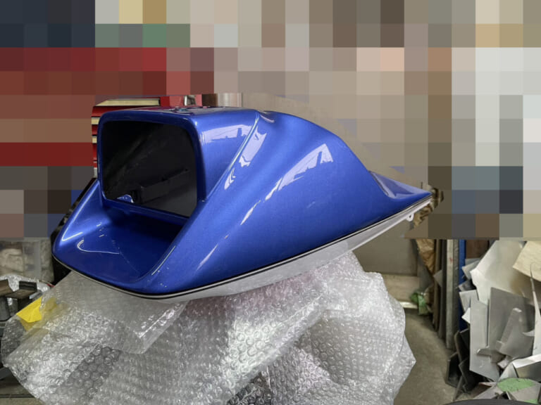 カタナ|10ファクトリー|NOZAKI WORKS|【SCOOP!!】ZX-10Rエンジンのカタナだと?! MCショーでお披露目予定の“最強カタナ”を捕捉!!