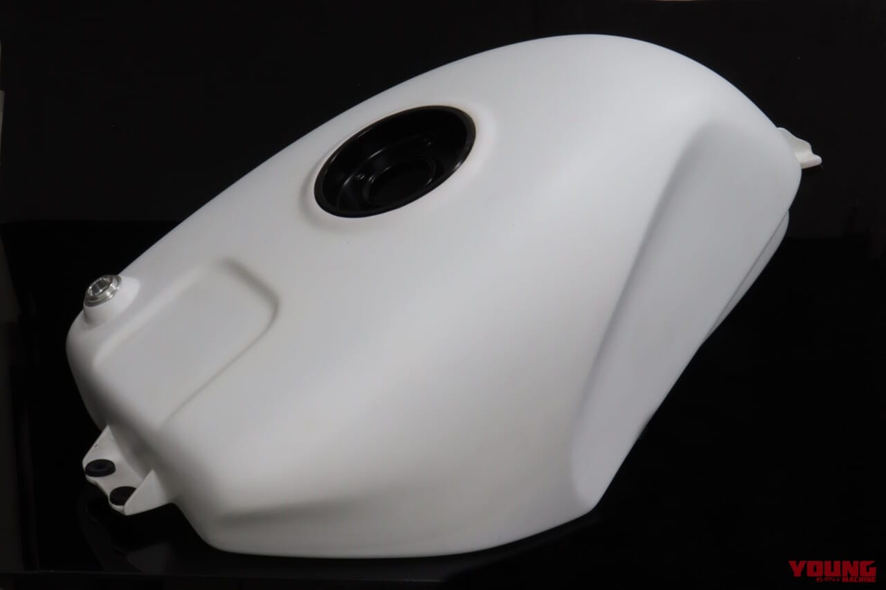 |RC30(VFR750R)を創れる……だと?! RC36用の外装キットがタイガパフォーマンスから登場【海外】