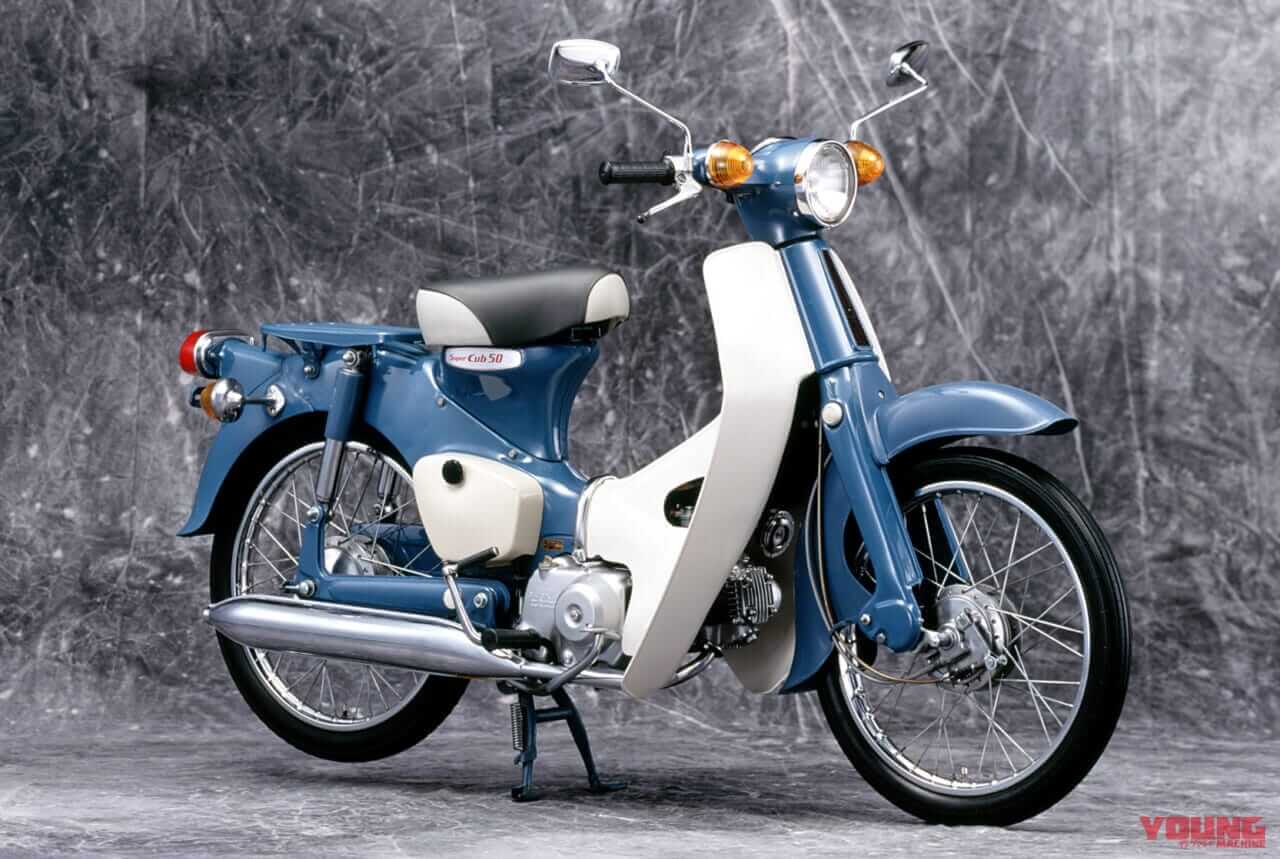 |【SCOOP!!】ホンダ スーパーカブ50にファイナルエディション?! 66年の歴史にピリオドを打つレガシーカラーで登場か?