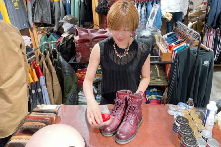 いとの靴磨き屋さん｜東京モーターサイクルショー2024｜ヤングマシンブース