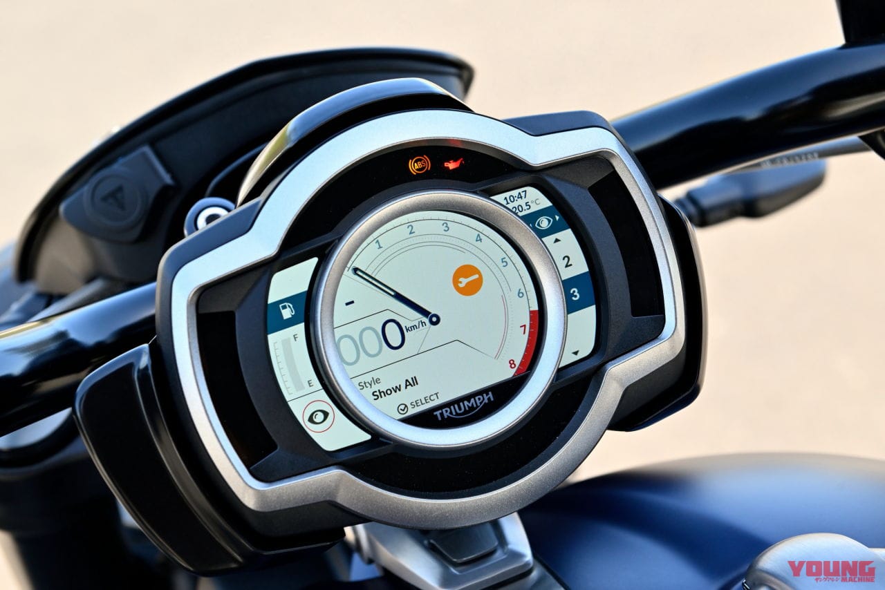 トライアンフ|ロケット3ストームR|2458ccの化物バイク?! トライアンフ「ロケット3 ストームR」は巨大なのに普通に乗れる【試乗インプレ】