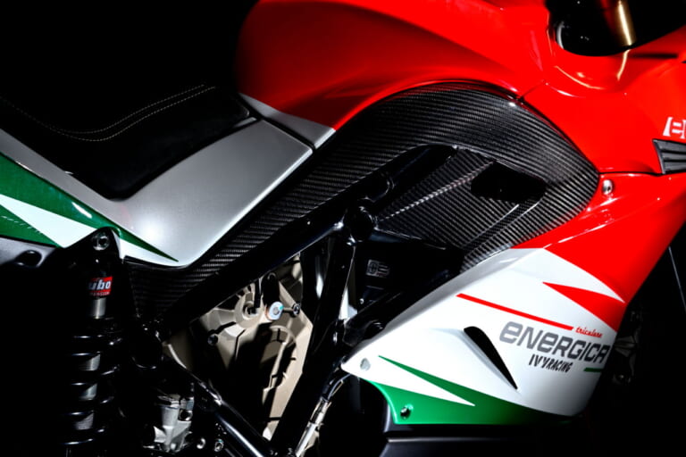ENERGICA EGO+ IVY EDITION|ほぼ完全に実用レベルの電動バイク、エネルジカ「EGO+ IVYエディション」試乗インプレ! 通勤もツーリングもイケる!! ※ただし700万円