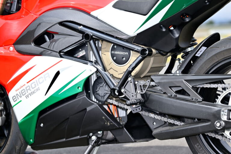 ENERGICA EGO+ IVY EDITION|ほぼ完全に実用レベルの電動バイク、エネルジカ「EGO+ IVYエディション」試乗インプレ! 通勤もツーリングもイケる!! ※ただし700万円