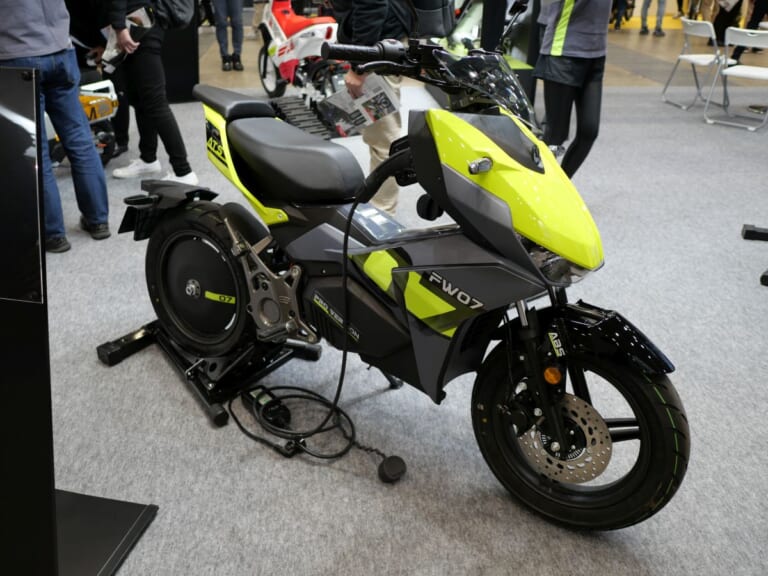 FELO FW-07|高速走行やオフロード向けも! FELOのスポーティな電動スクーター4種【F5/FW-07/FW-06R/FW-03】